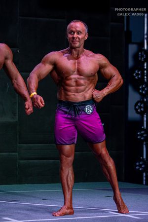 MEN'S PHYSIQUE 174